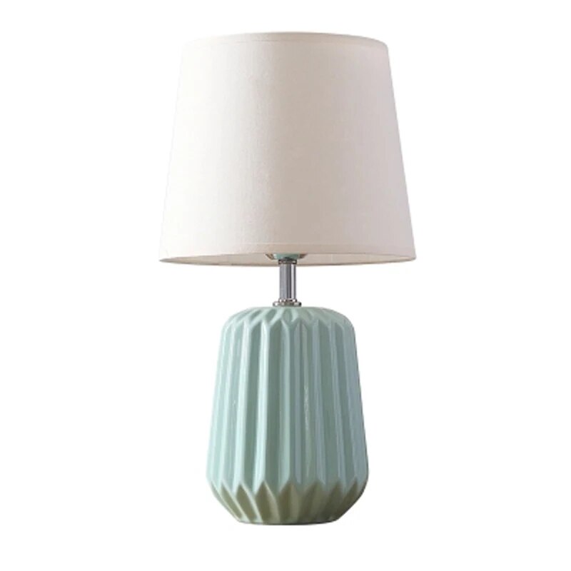 Nordic Simple Green Ceramic Vase Table Lamp