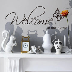 "مرحبًا بكم في منزلنا" ملصقات حائط بأنماط نصية لديكور المنزل وغرفة المعيشة وملصقات جدارية لغرفة النوم وملصقات فراشة مزخرفة